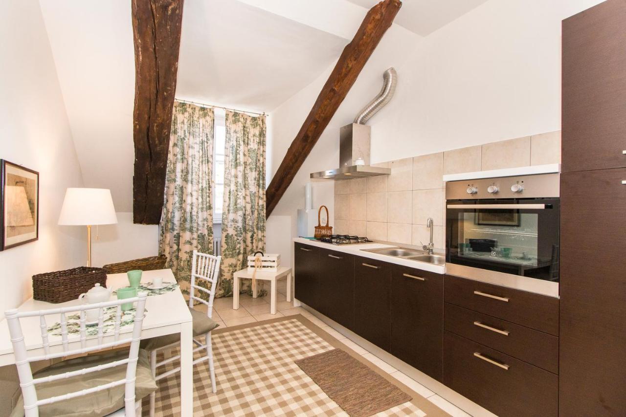 Golden Eagle Apartamento